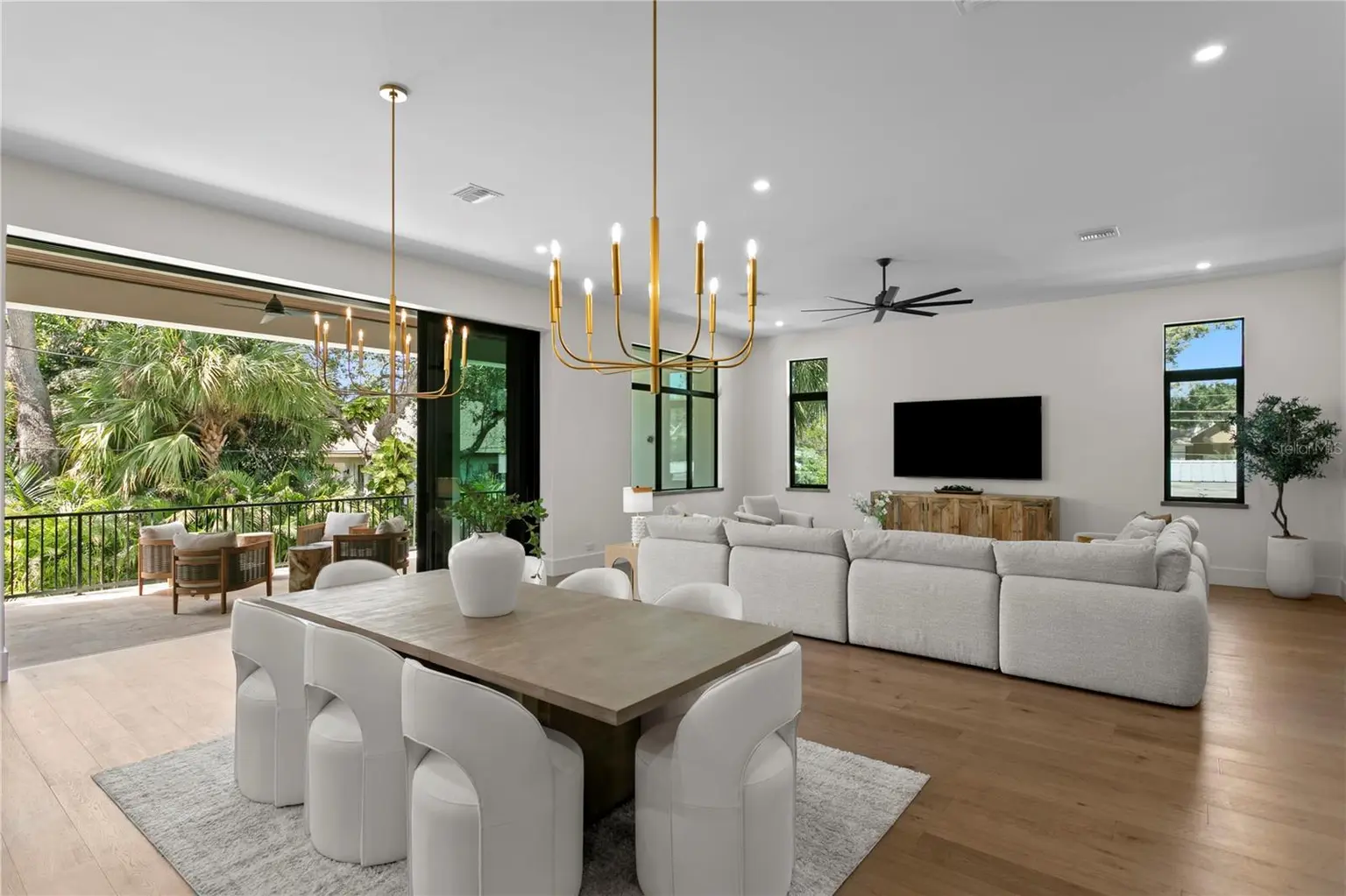 403 S BARBARA LANE, TAMPA, FL, photo 34 of 82