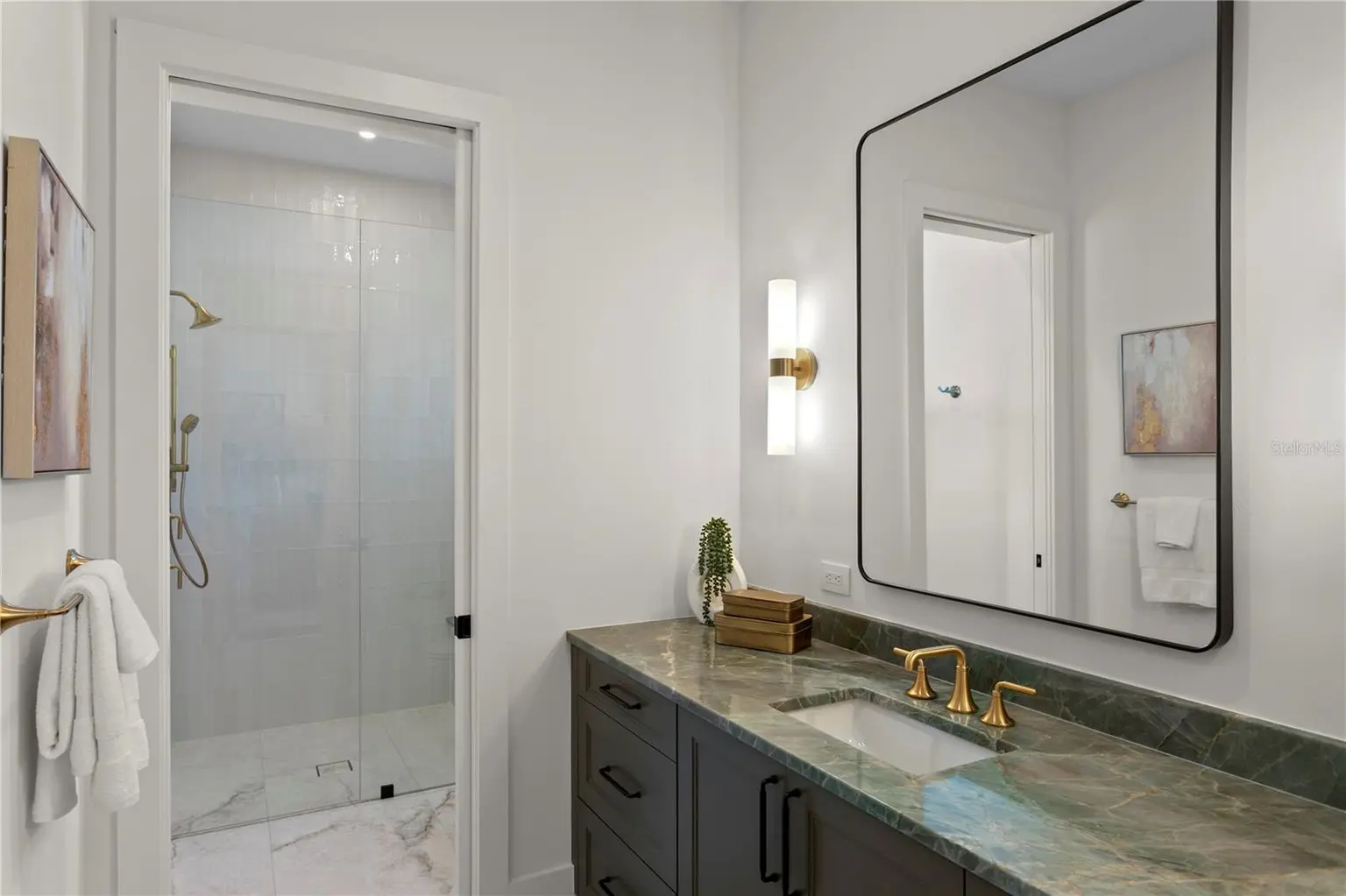 403 S BARBARA LANE, TAMPA, FL, photo 41 of 82