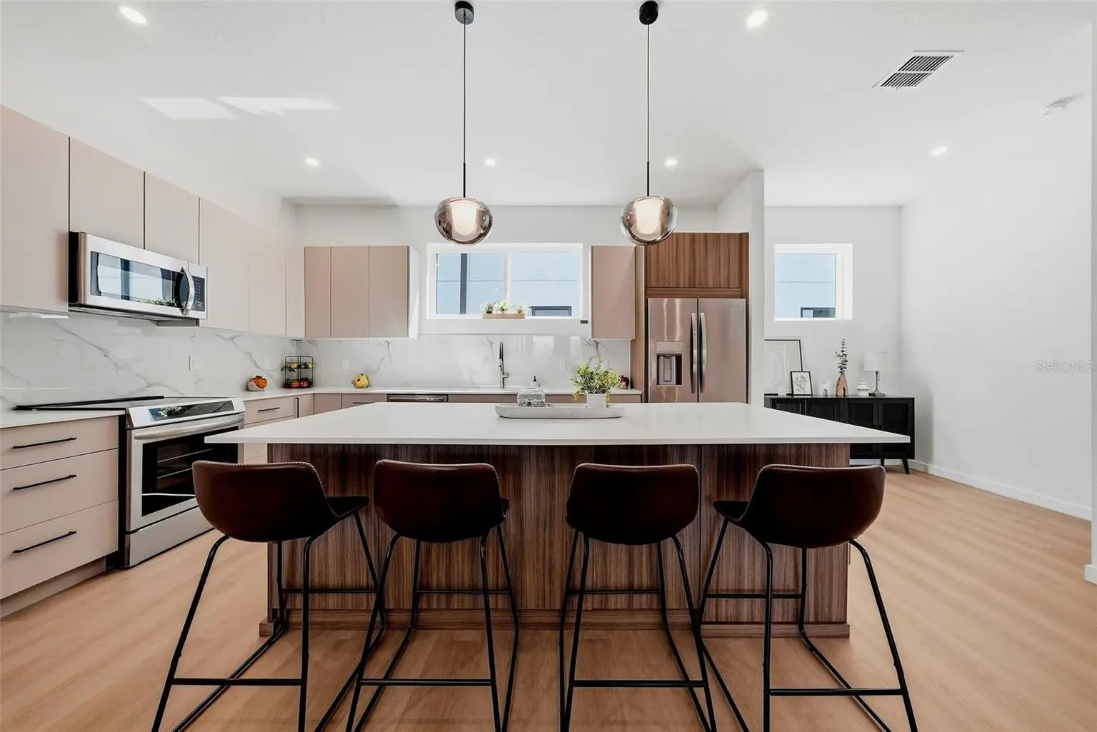 2104 4TH STREET S #3, ST PETERSBURG, FL, photo 12 of 54