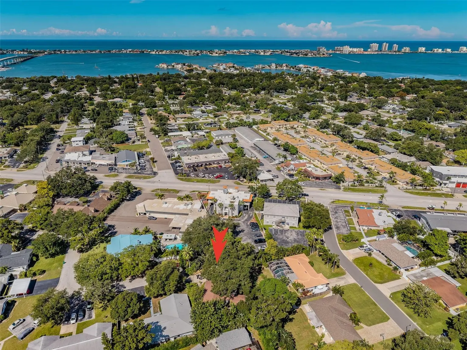 499 JEWEL COURT, BELLEAIR BLUFFS, FL, photo 4 of 20