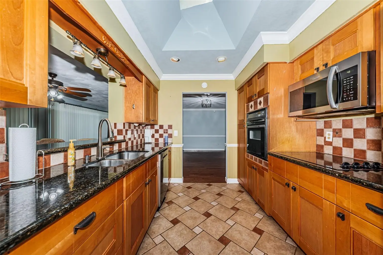 499 JEWEL COURT, BELLEAIR BLUFFS, FL, photo 8 of 20