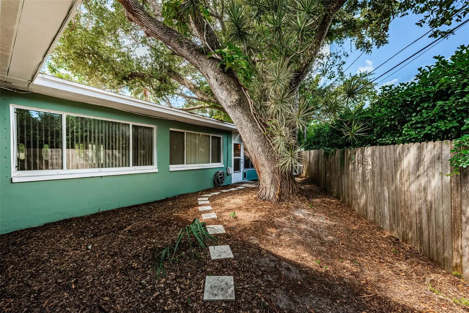 499 JEWEL COURT, BELLEAIR BLUFFS, FL, photo 19 of 20