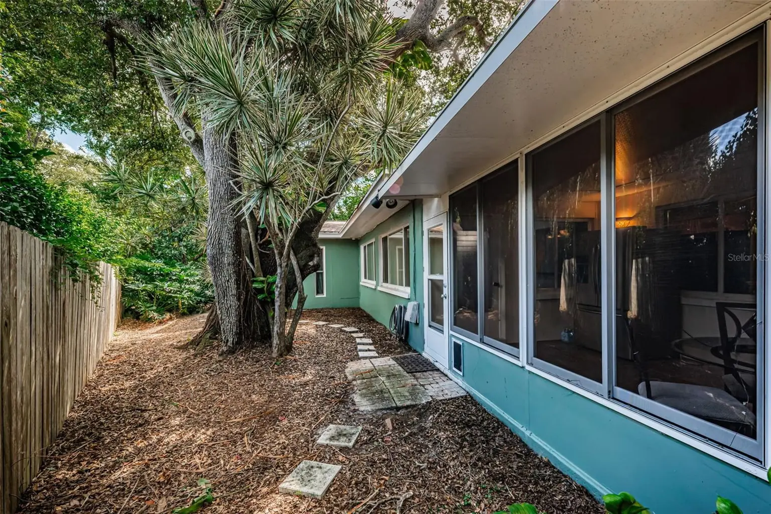 499 JEWEL COURT, BELLEAIR BLUFFS, FL, photo 20 of 20