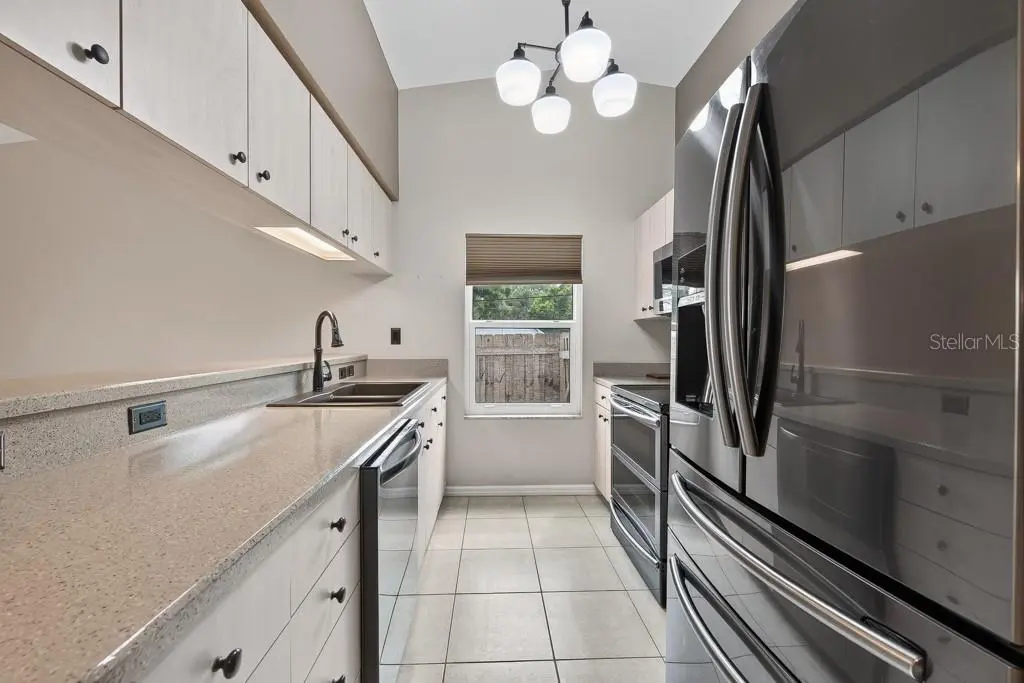 11959 MURRAY AVENUE, SEMINOLE, FL, photo 17 of 58