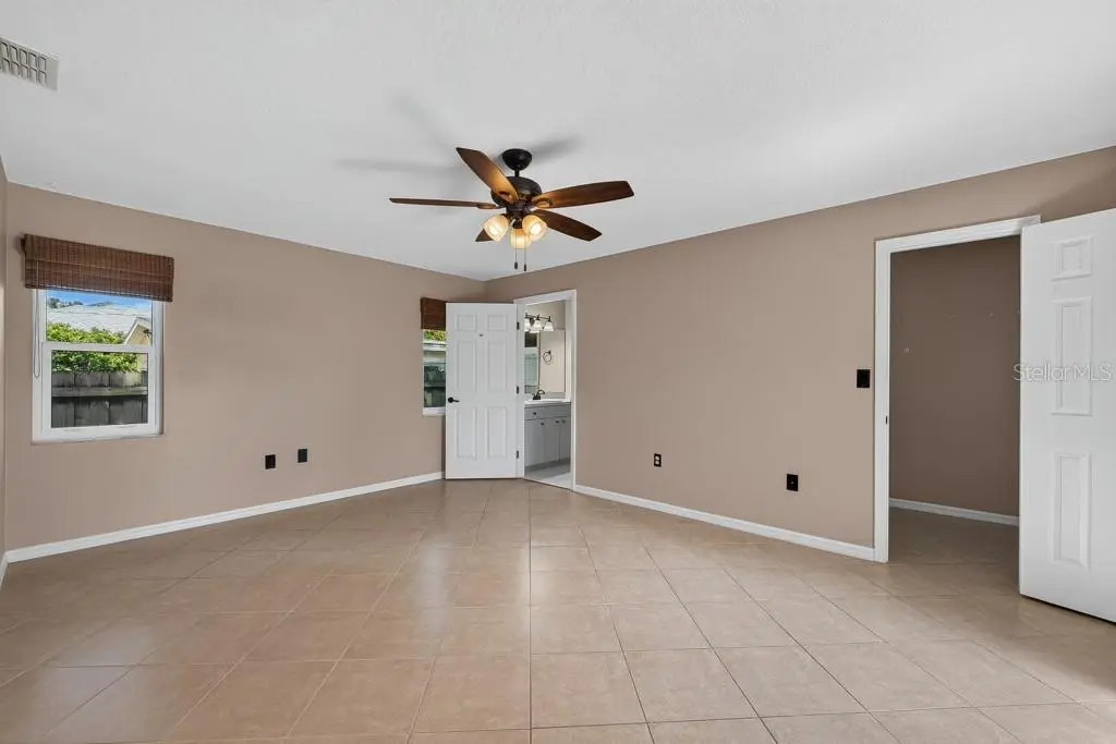 11959 MURRAY AVENUE, SEMINOLE, FL, photo 23 of 58