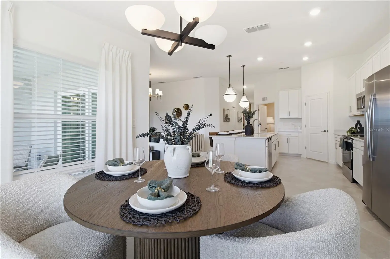 18911 SCALLOP LOOP #103, LAKEWOOD RANCH, FL, photo 8 of 47