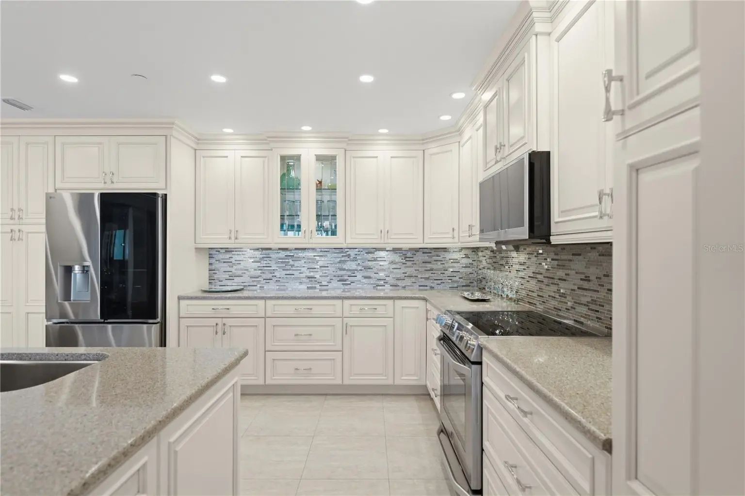 16750 GULF BOULEVARD #315, NORTH REDINGTON BEACH, FL, photo 12 of 47