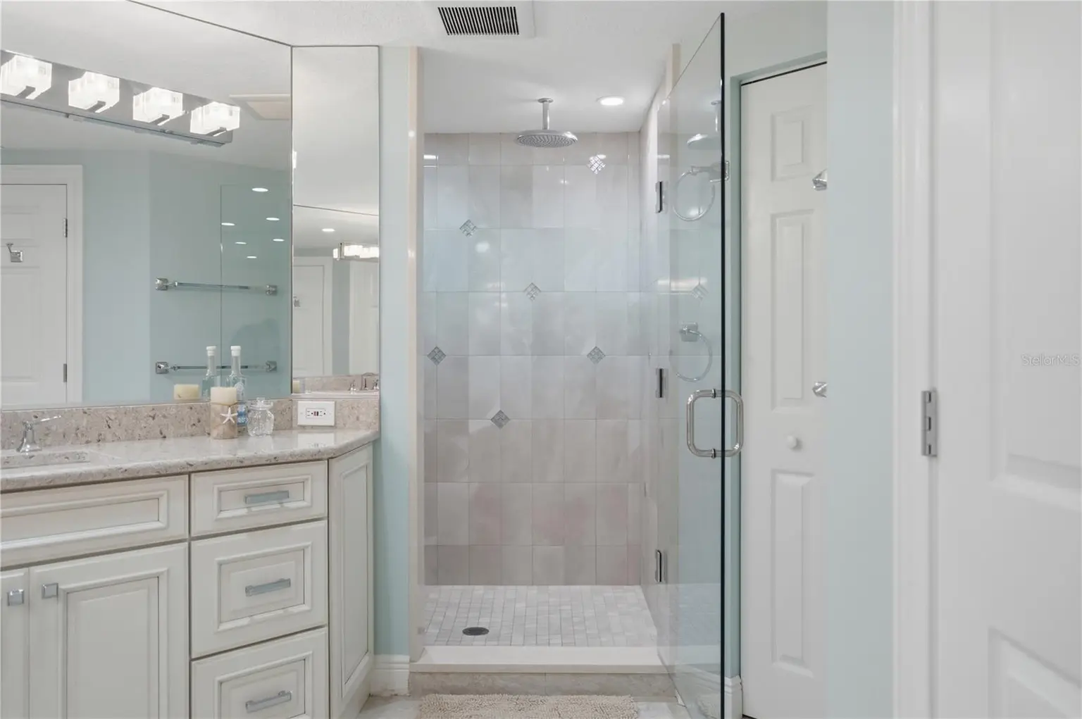 16750 GULF BOULEVARD #315, NORTH REDINGTON BEACH, FL, photo 22 of 47