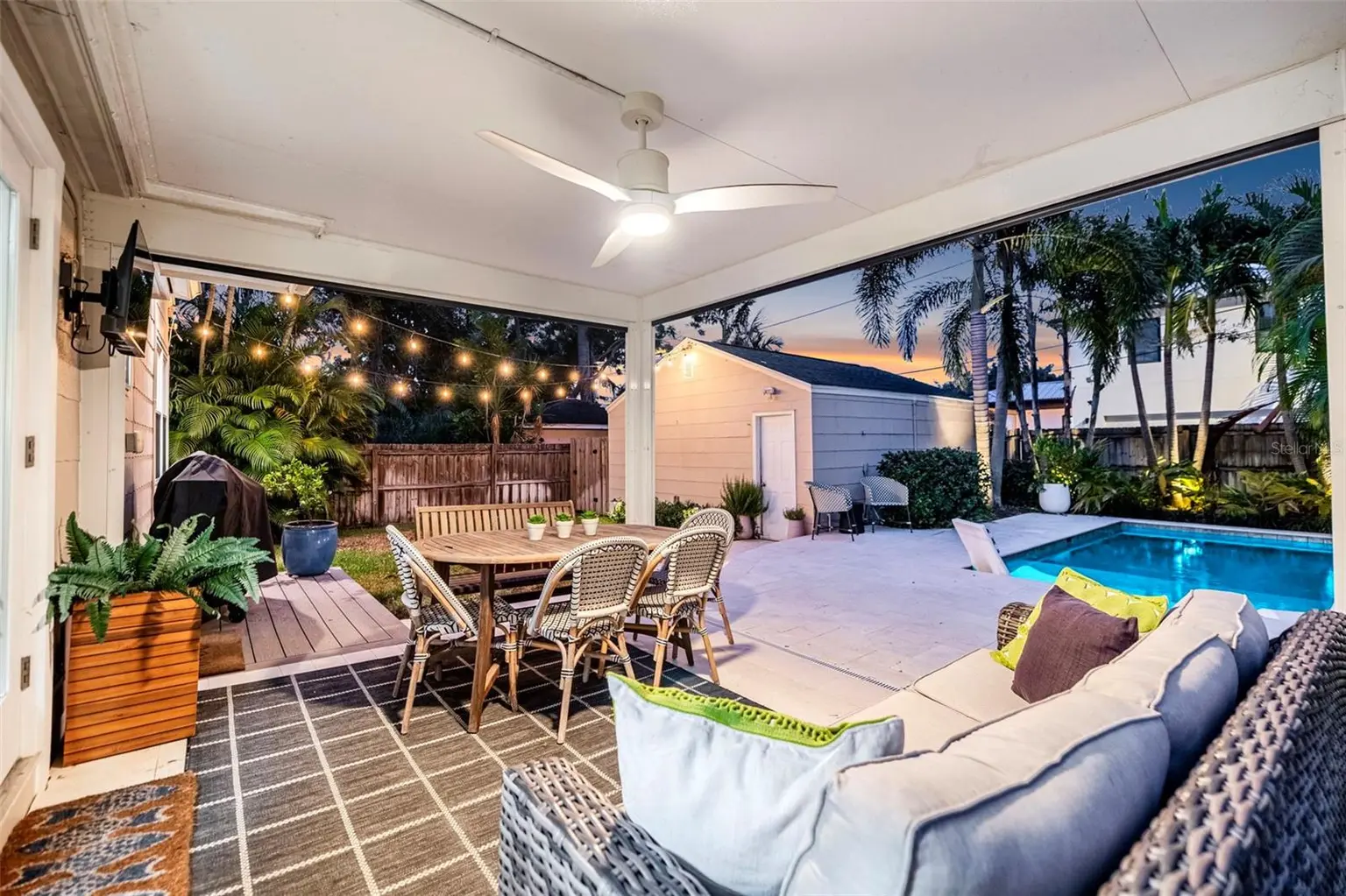 118 26TH AVENUE N, ST PETERSBURG, FL, photo 4 of 63