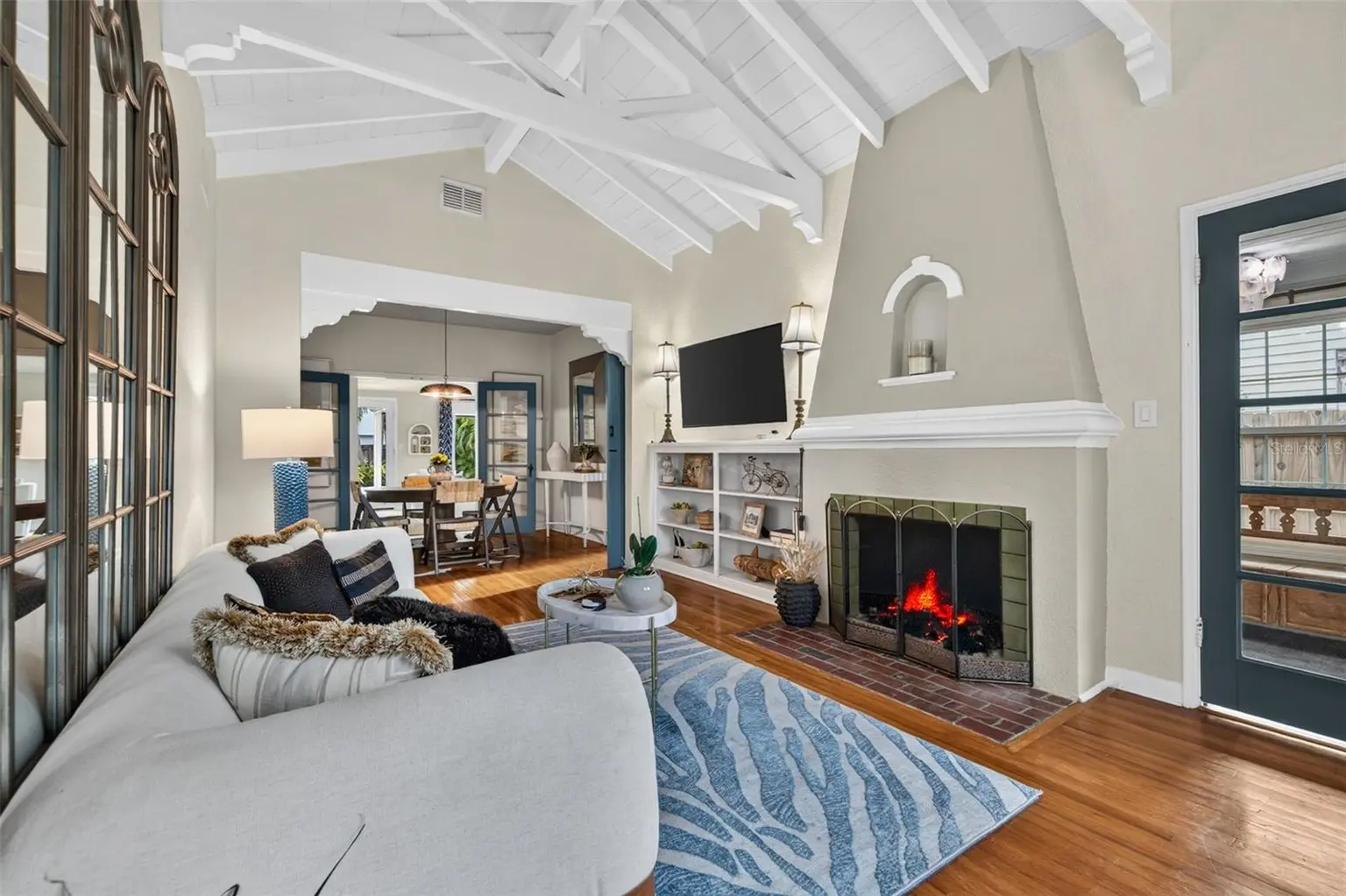 118 26TH AVENUE N, ST PETERSBURG, FL, photo 9 of 63