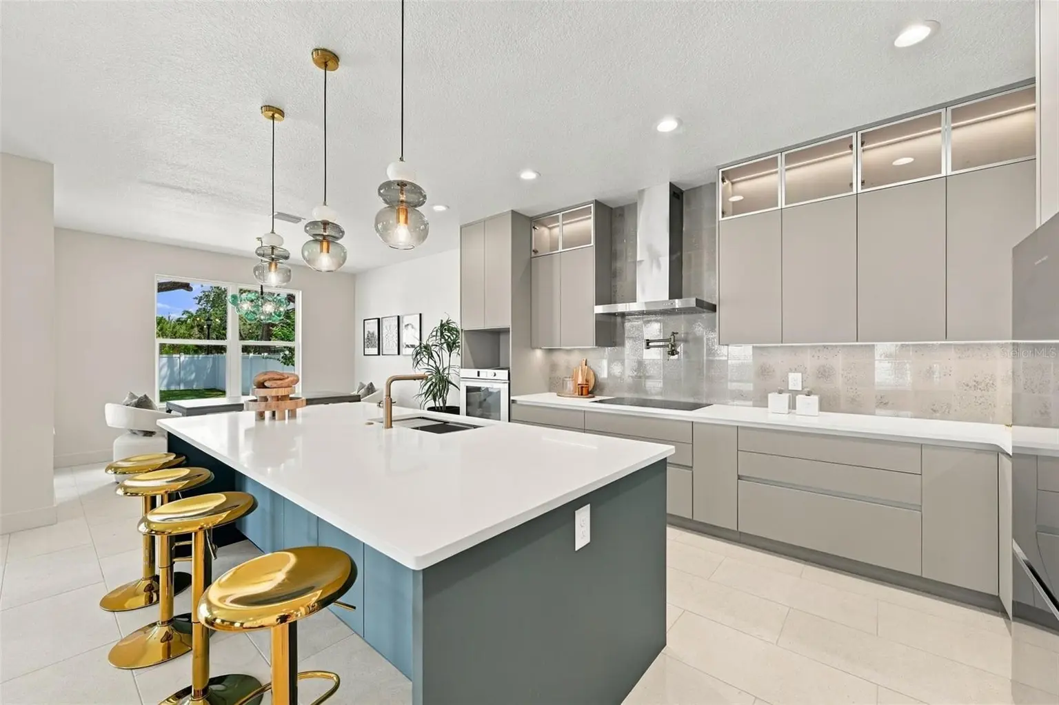 3203 W WYOMING AVENUE, TAMPA, FL, photo 9 of 59