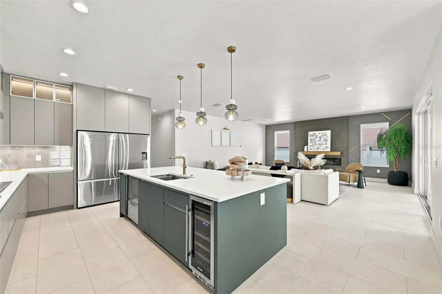 3203 W WYOMING AVENUE, TAMPA, FL, photo 14 of 59