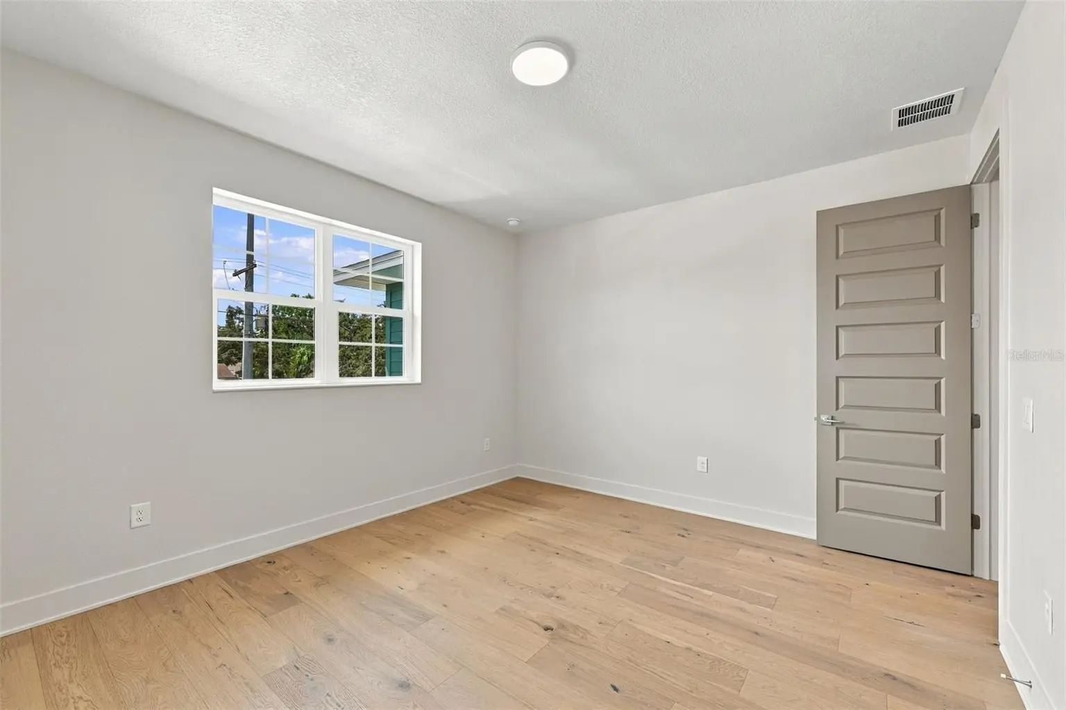3203 W WYOMING AVENUE, TAMPA, FL, photo 46 of 59