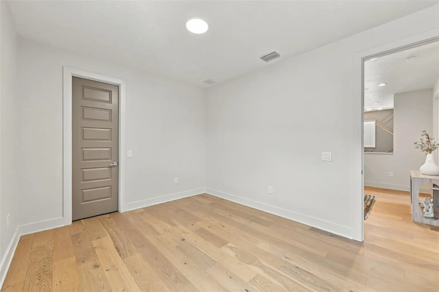 3203 W WYOMING AVENUE, TAMPA, FL, photo 51 of 59