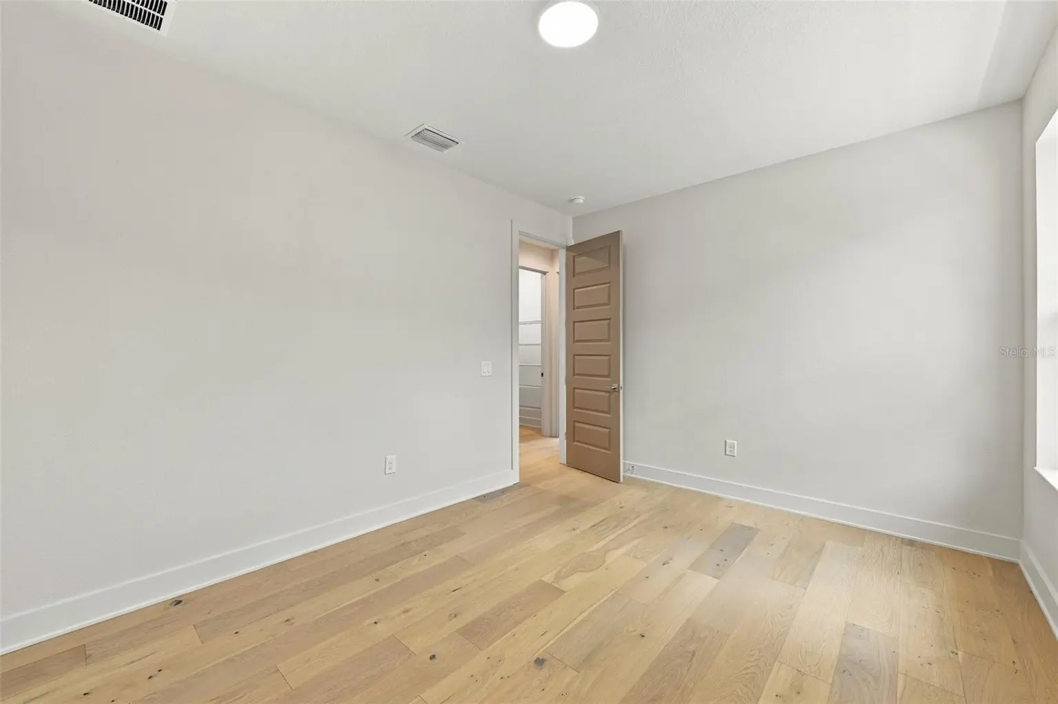 3203 W WYOMING AVENUE, TAMPA, FL, photo 52 of 59