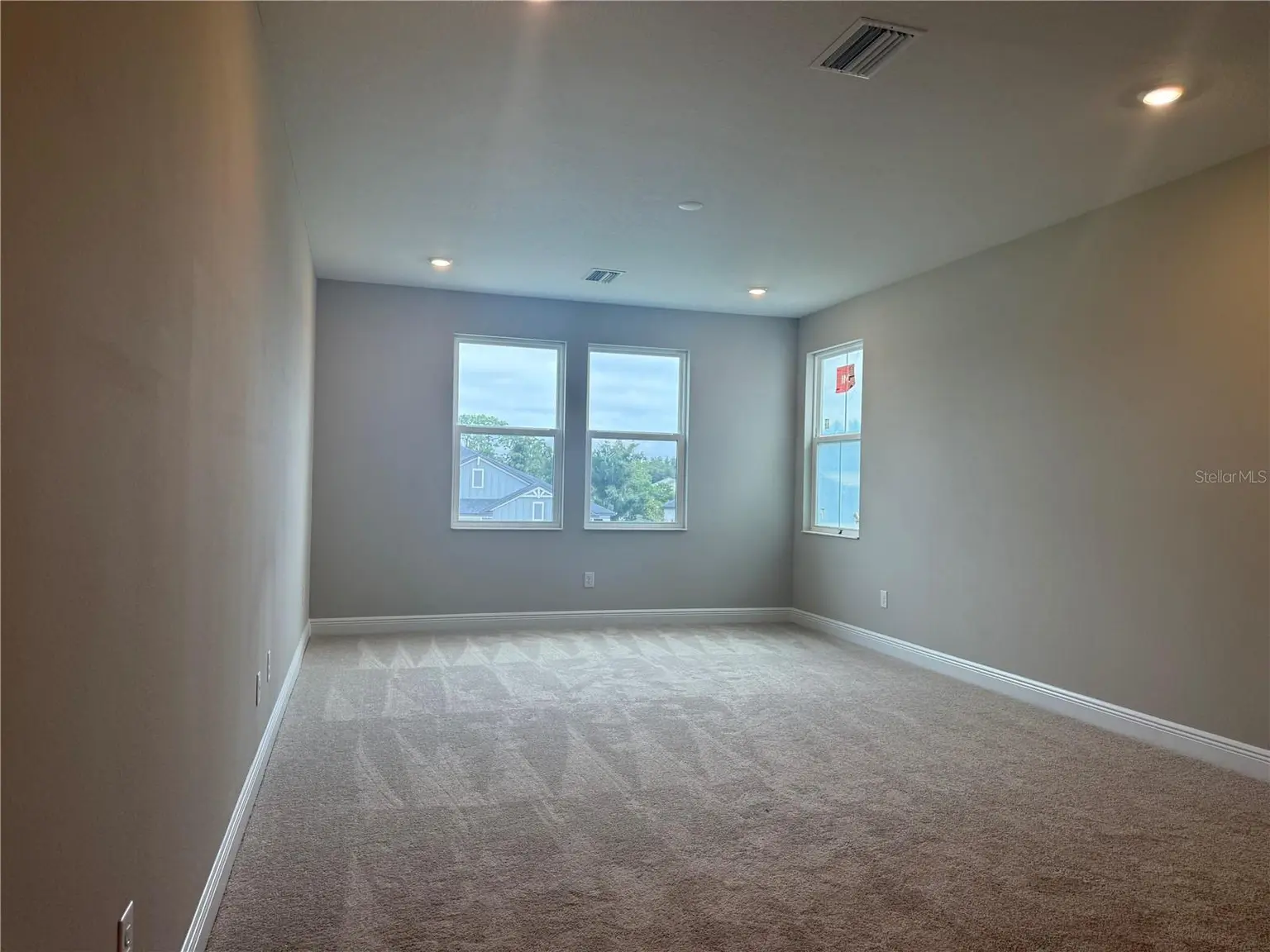 3704 NANDINA CIRCLE, SUN CITY CENTER, FL, photo 8 of 10