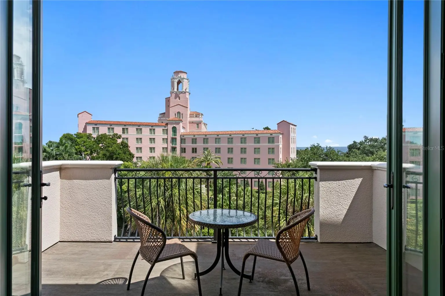 524 BEACH DRIVE NE, ST PETERSBURG, FL, photo 8 of 55