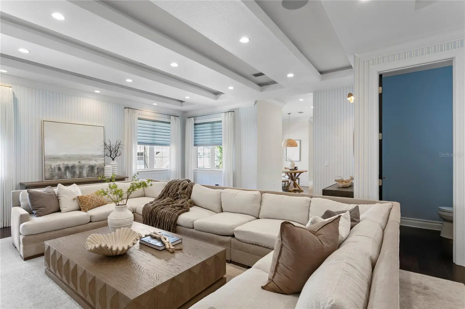 524 BEACH DRIVE NE, ST PETERSBURG, FL, photo 18 of 55