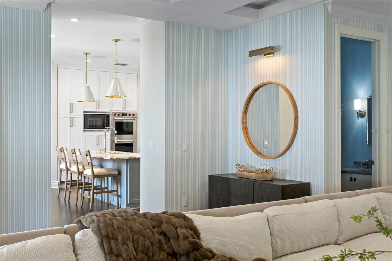 524 BEACH DRIVE NE, ST PETERSBURG, FL, photo 19 of 55