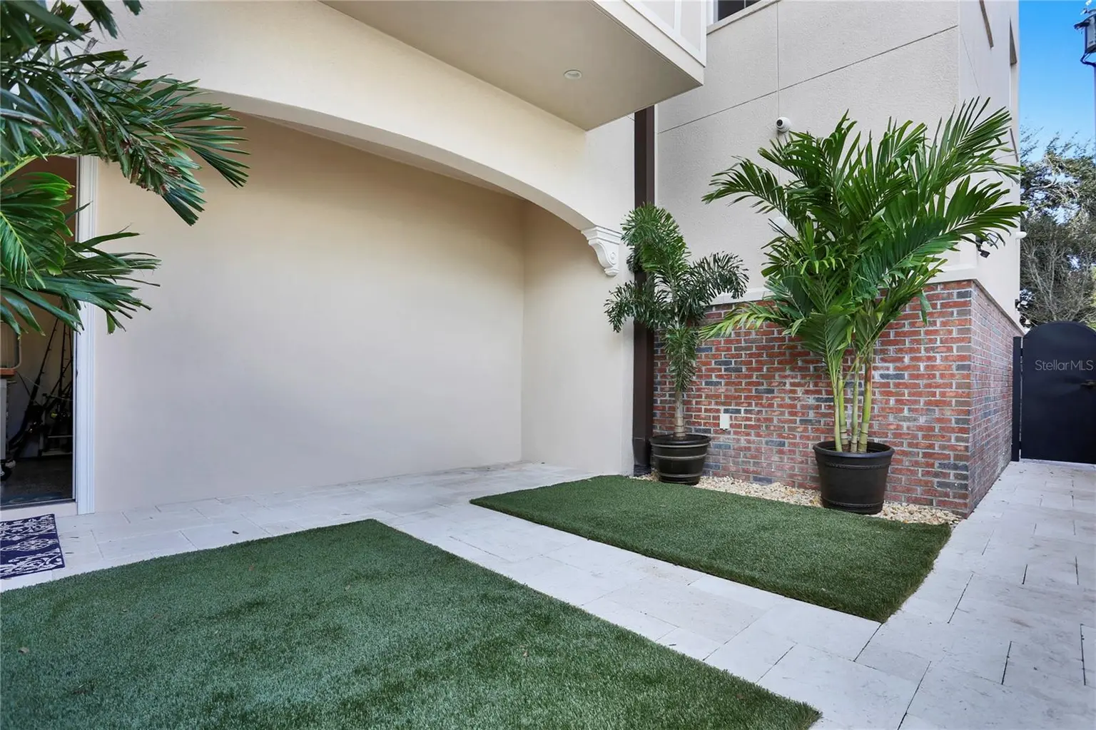 524 BEACH DRIVE NE, ST PETERSBURG, FL, photo 25 of 55