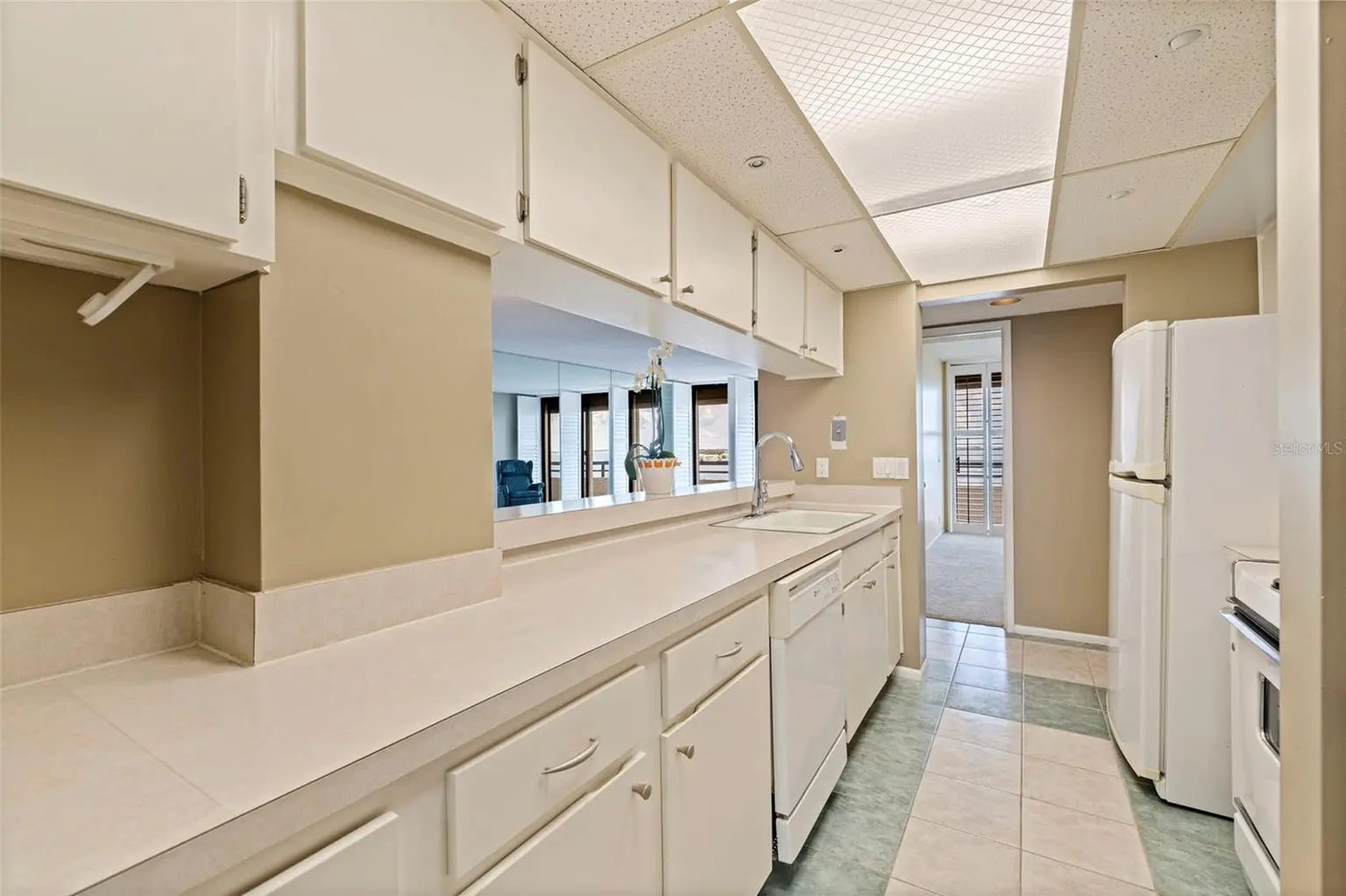 5700 MARINER STREET #802E, TAMPA, FL, photo 10 of 41