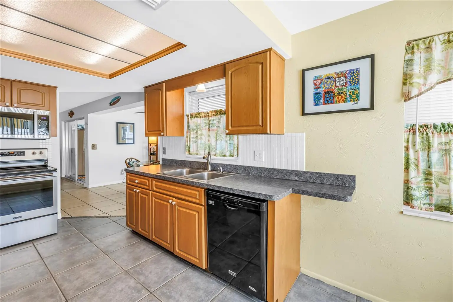 1350 WOODCREST AVENUE, CLEARWATER, FL, photo 15 of 54
