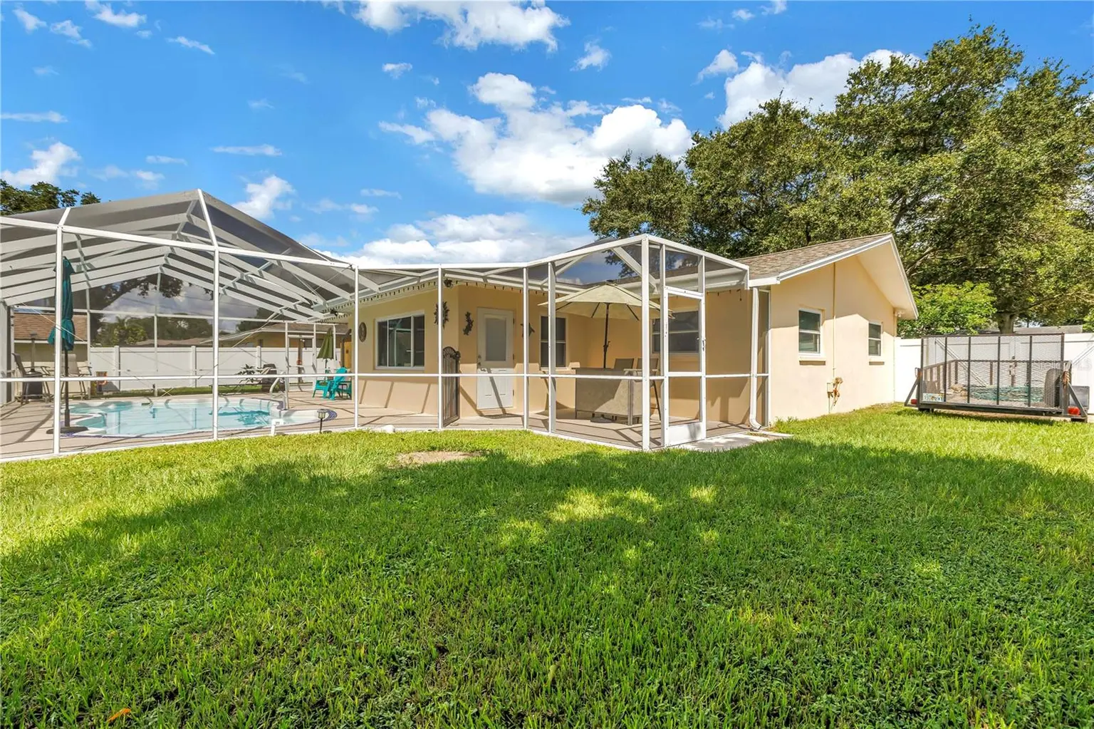 1350 WOODCREST AVENUE, CLEARWATER, FL, photo 40 of 54