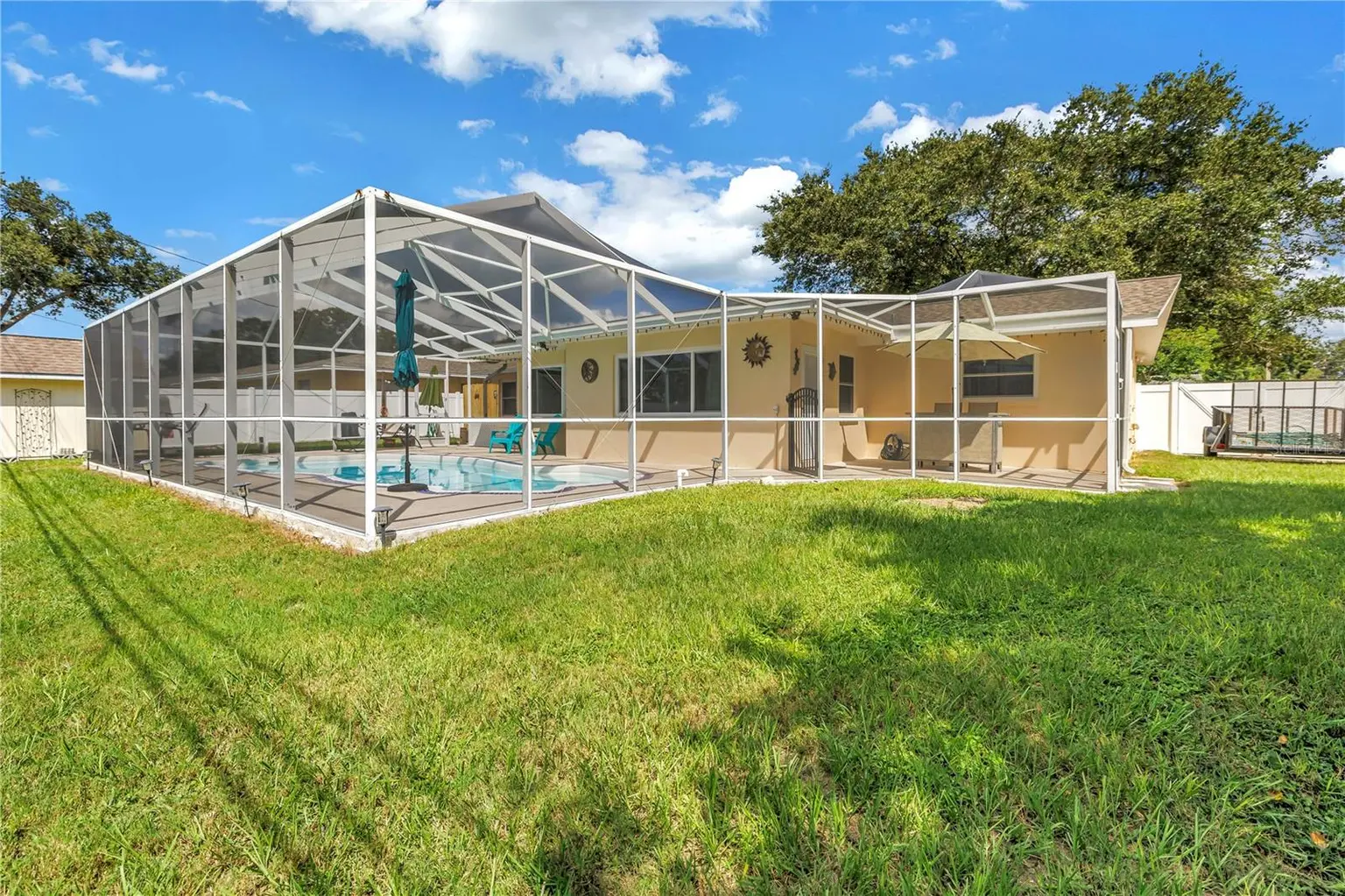 1350 WOODCREST AVENUE, CLEARWATER, FL, photo 41 of 54