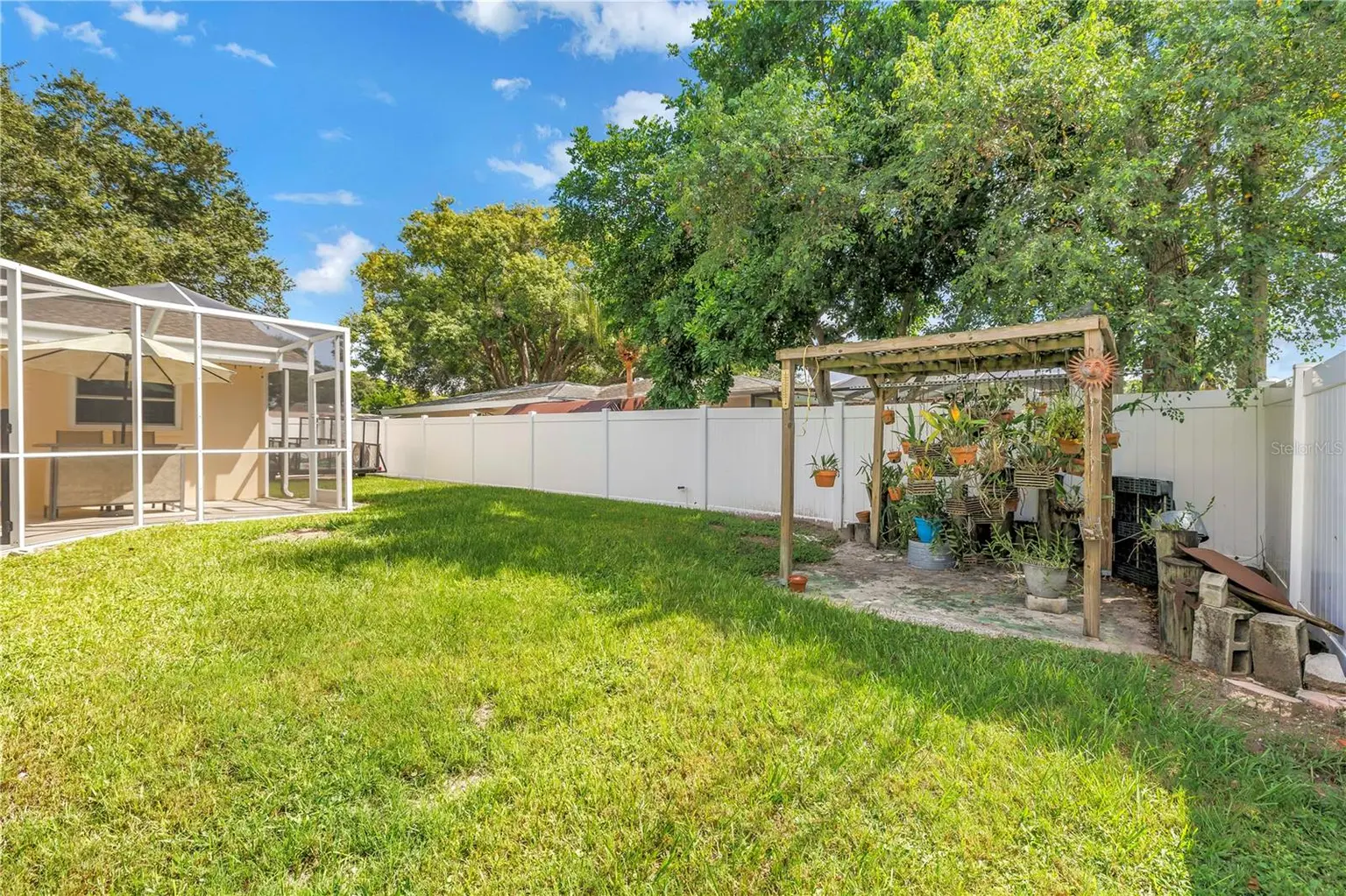 1350 WOODCREST AVENUE, CLEARWATER, FL, photo 42 of 54
