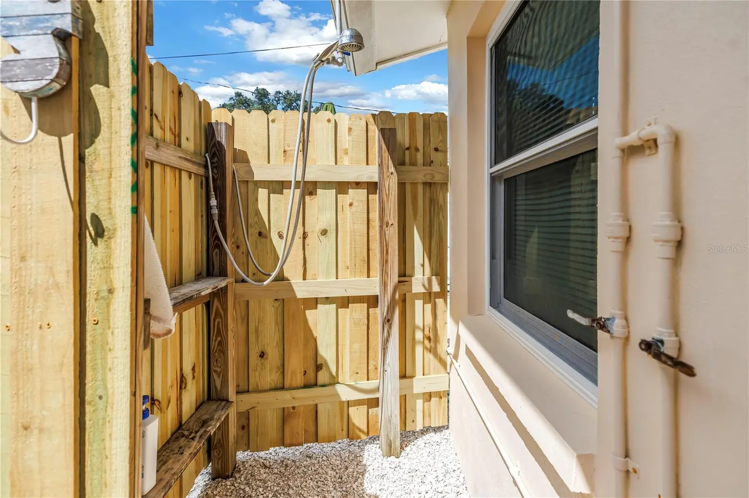 1350 WOODCREST AVENUE, CLEARWATER, FL, photo 49 of 54