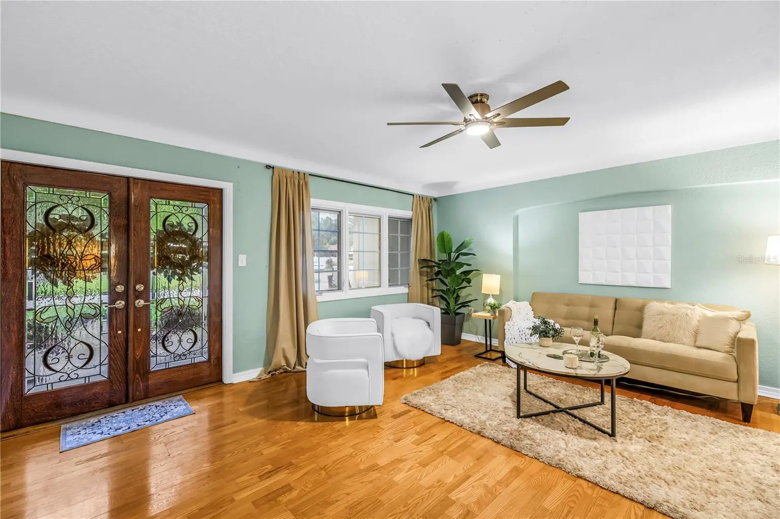 146 GIRALDA BOULEVARD NE, ST PETERSBURG, FL, photo 3 of 49