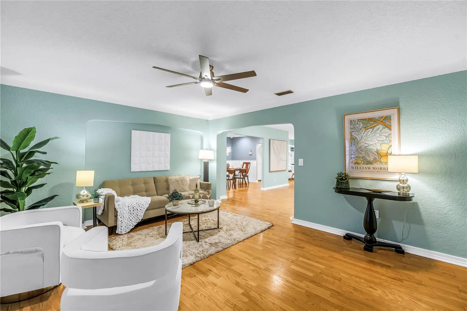 146 GIRALDA BOULEVARD NE, ST PETERSBURG, FL, photo 4 of 49