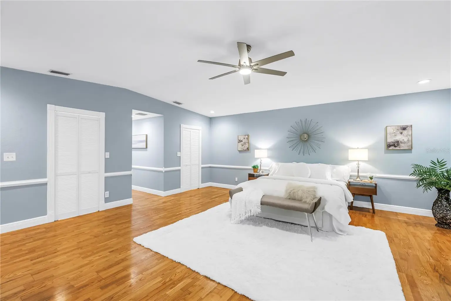146 GIRALDA BOULEVARD NE, ST PETERSBURG, FL, photo 13 of 49