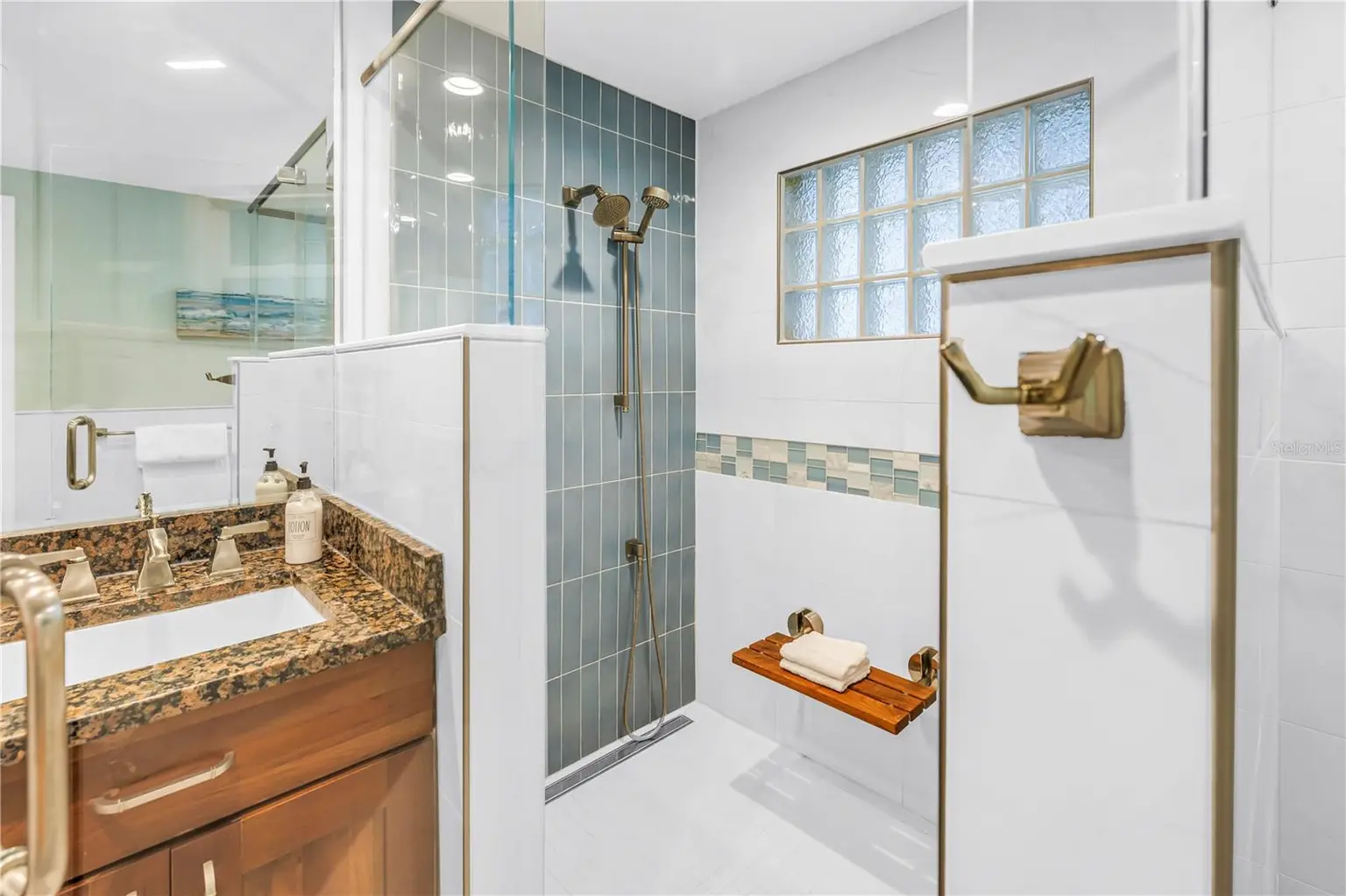 146 GIRALDA BOULEVARD NE, ST PETERSBURG, FL, photo 23 of 49
