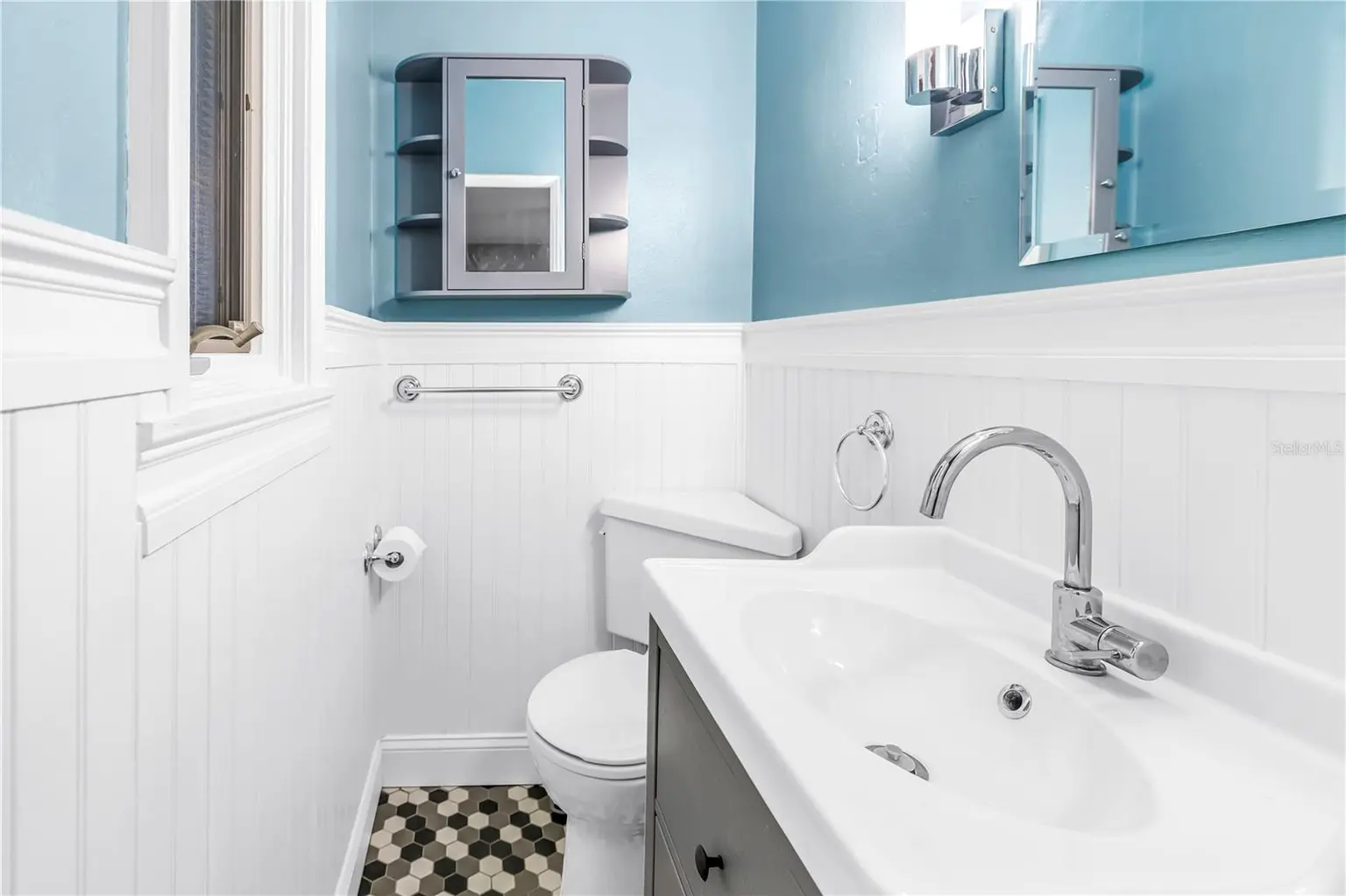 146 GIRALDA BOULEVARD NE, ST PETERSBURG, FL, photo 29 of 49