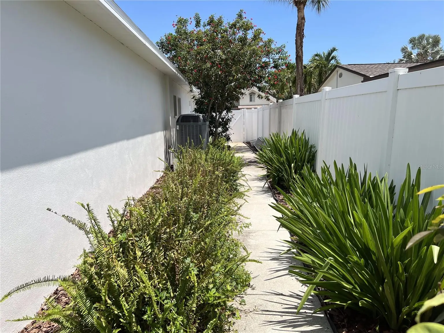 146 GIRALDA BOULEVARD NE, ST PETERSBURG, FL, photo 41 of 49