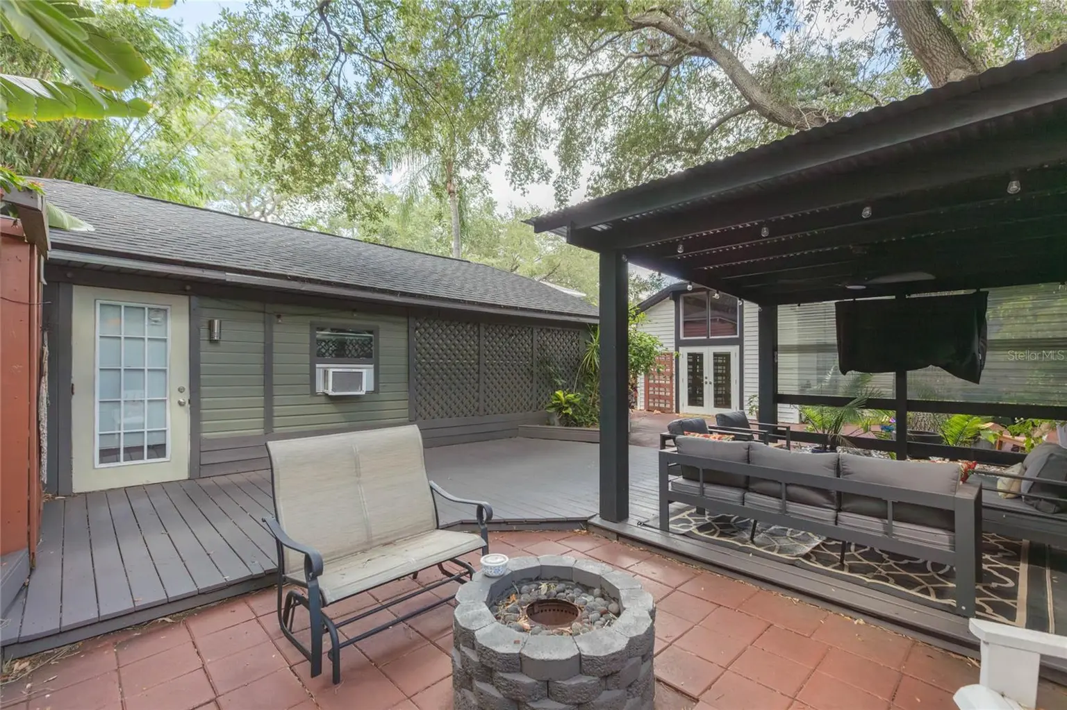 3114 W HAWTHORNE ROAD, TAMPA, FL, photo 50 of 54