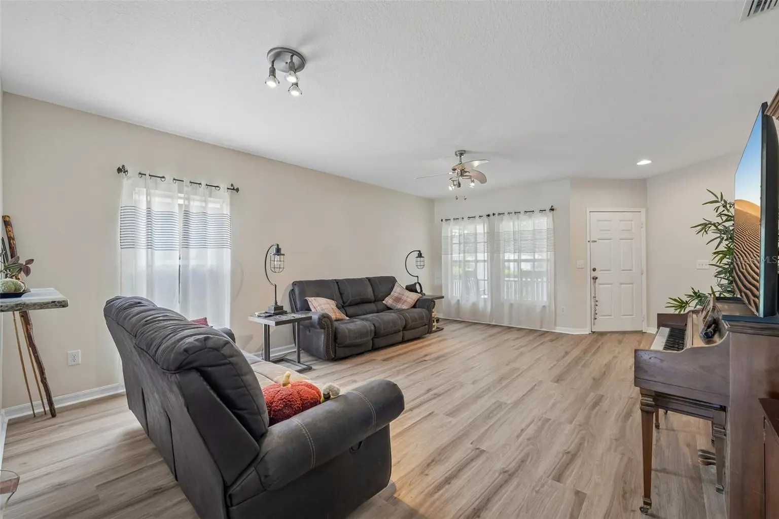 6527 BRIDGECREST DRIVE, LITHIA, FL, photo 6 of 36
