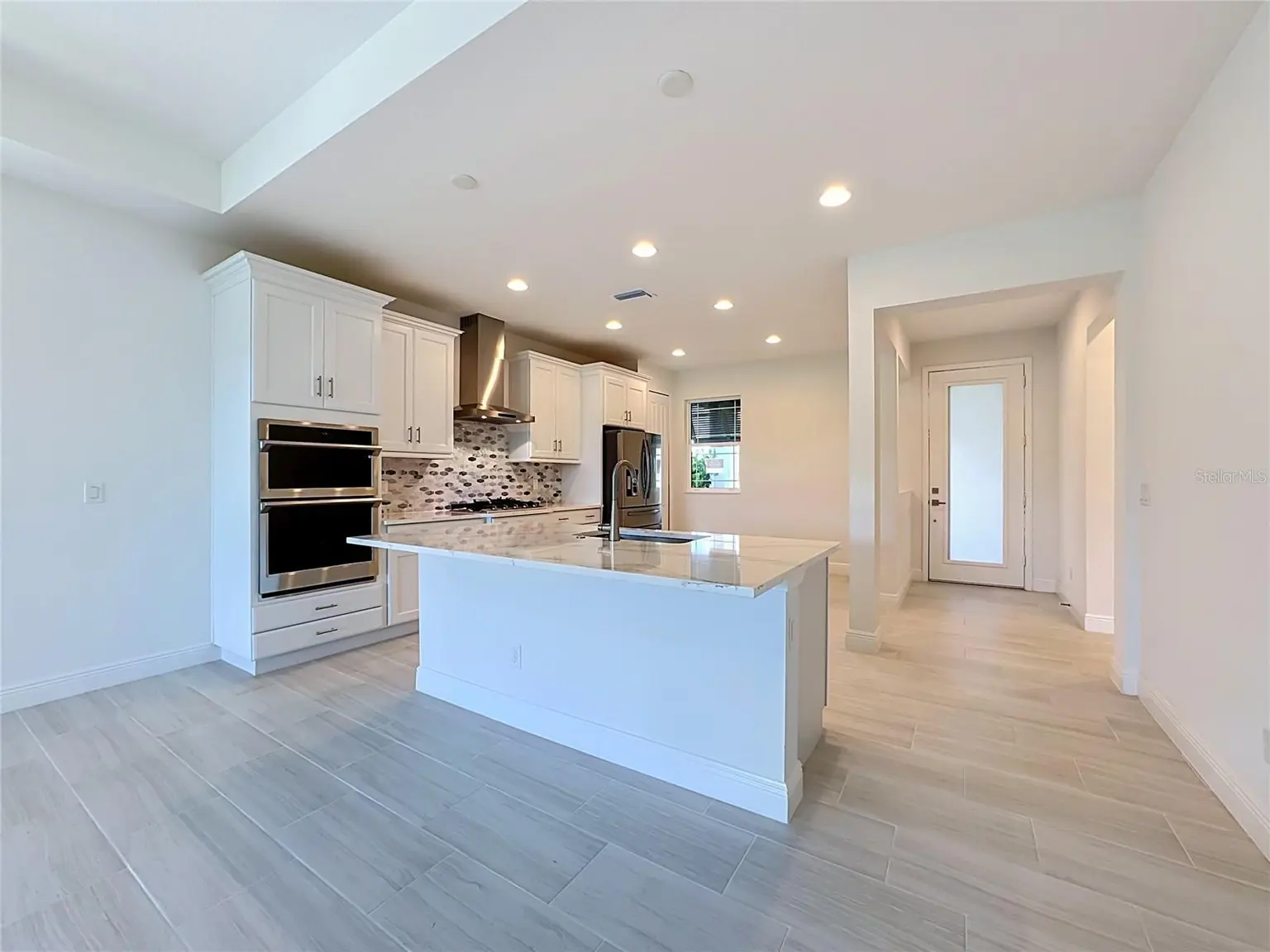 10618 KLEE AVENUE, BRADENTON, FL, photo 16 of 49