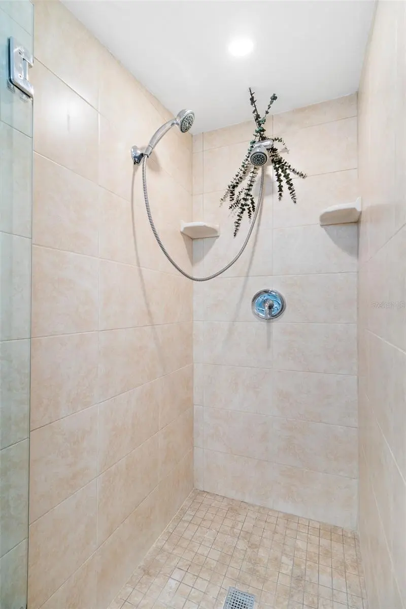 3004 W BAY VILLA AVENUE, TAMPA, FL, photo 15 of 30
