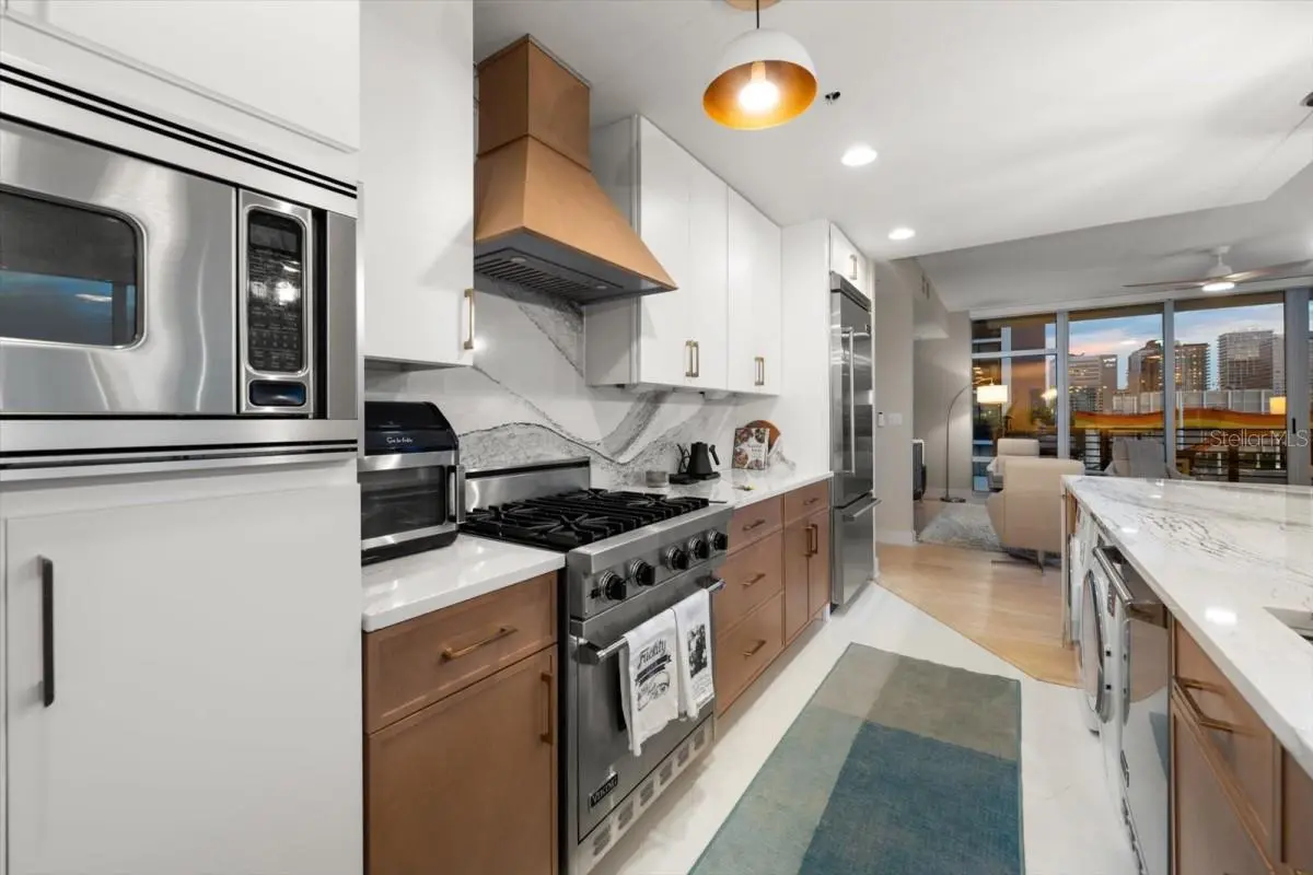 1120 E KENNEDY BOULEVARD #319, TAMPA, FL, photo 10 of 48