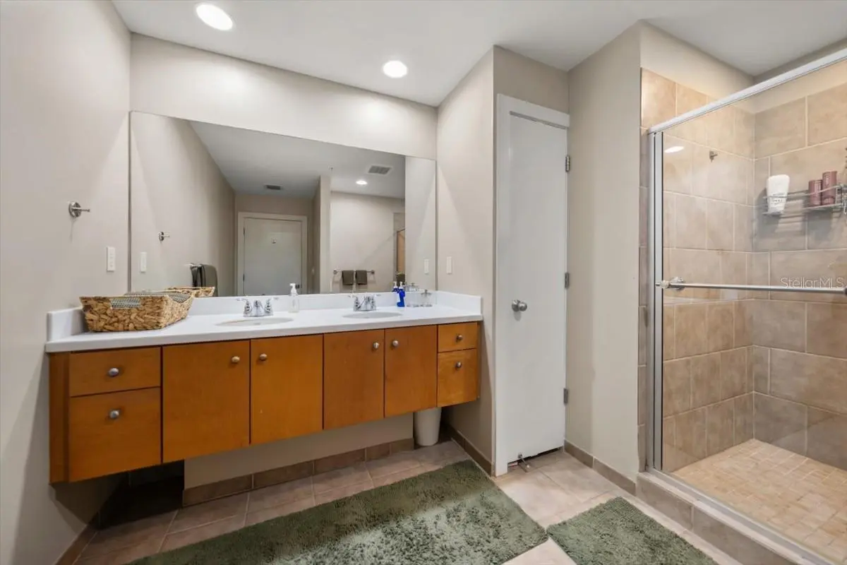 1120 E KENNEDY BOULEVARD #319, TAMPA, FL, photo 21 of 48
