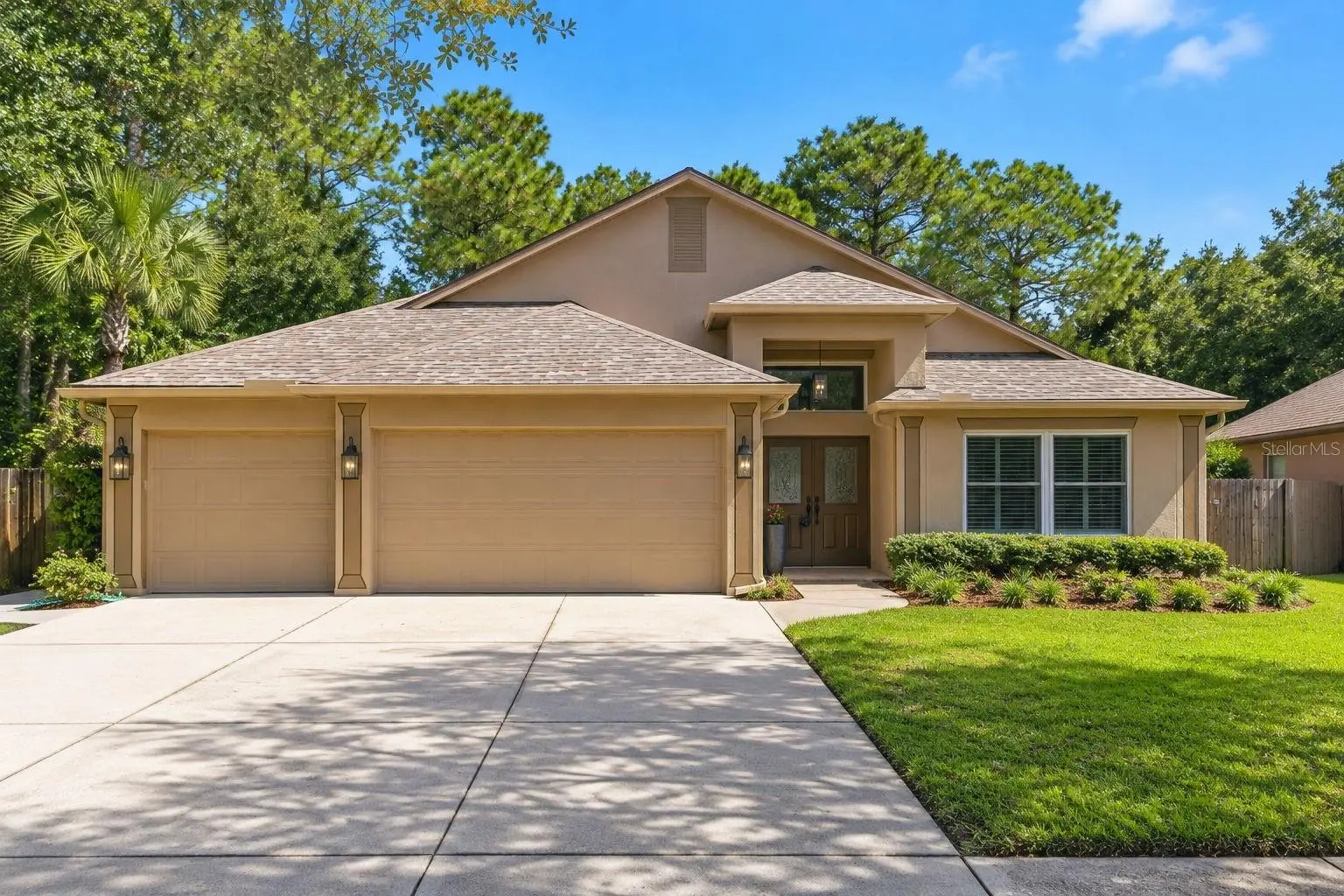 19221 ROBIN PERCH LANE, TAMPA, FL, photo 1 of 91