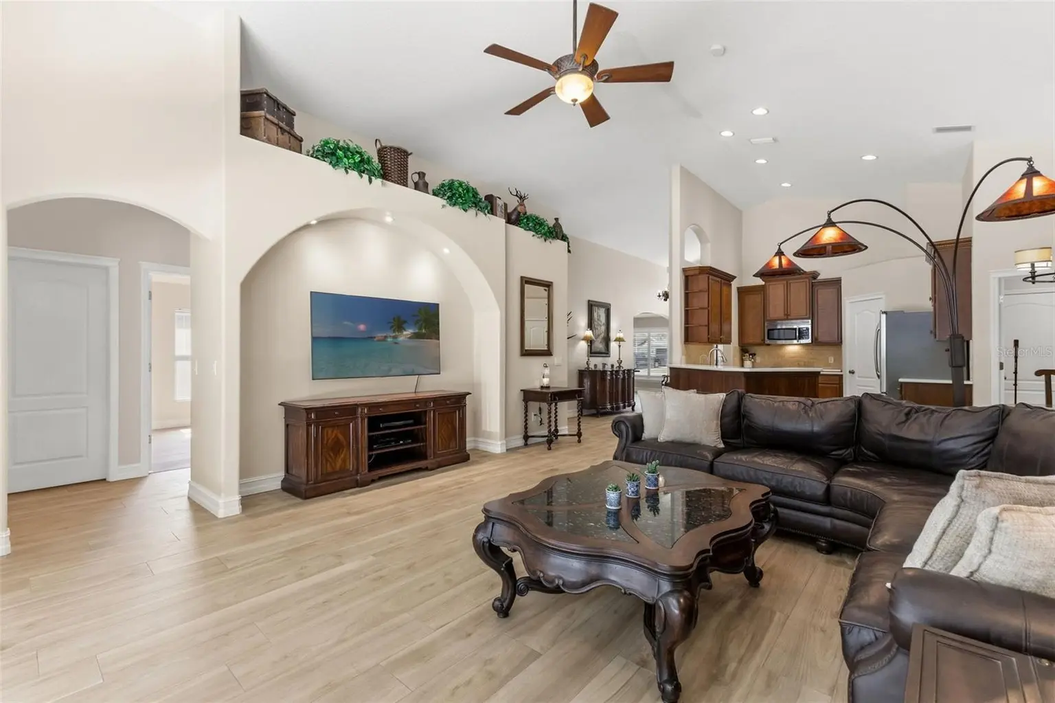 19221 ROBIN PERCH LANE, TAMPA, FL, photo 6 of 91