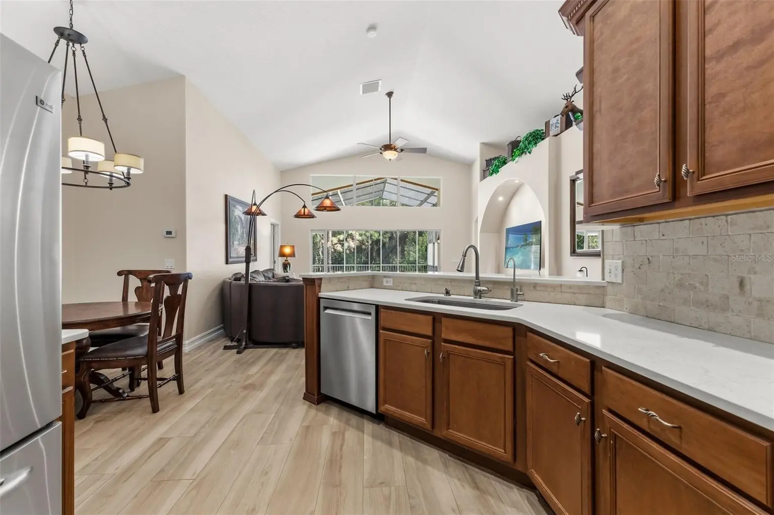 19221 ROBIN PERCH LANE, TAMPA, FL, photo 13 of 91