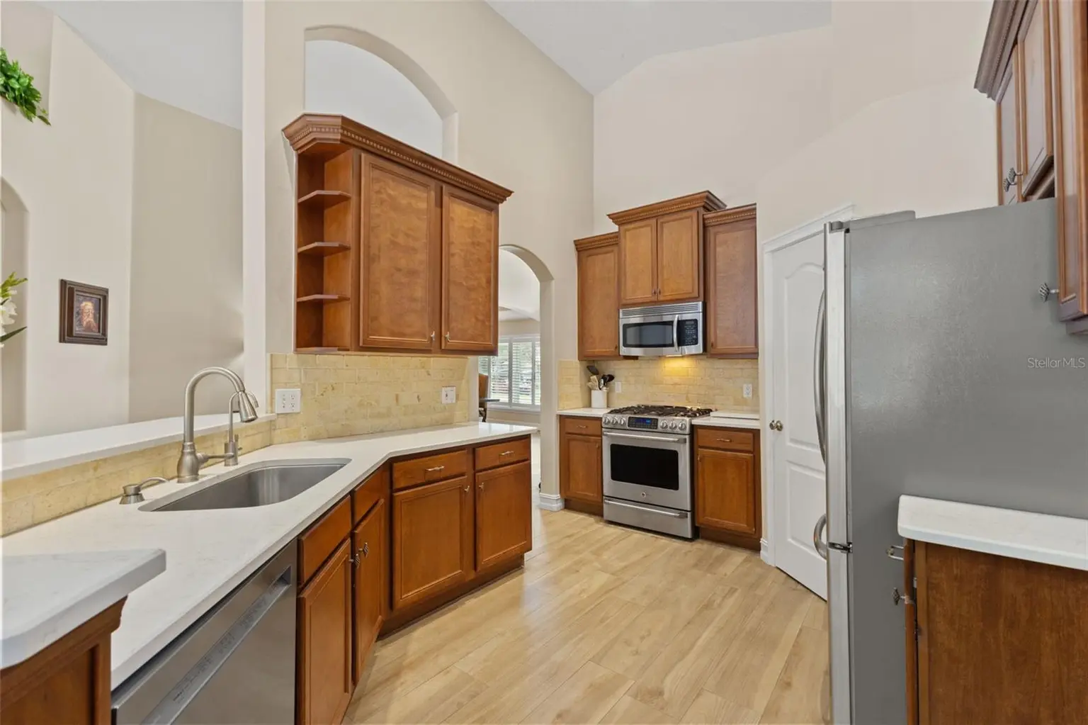 19221 ROBIN PERCH LANE, TAMPA, FL, photo 15 of 91