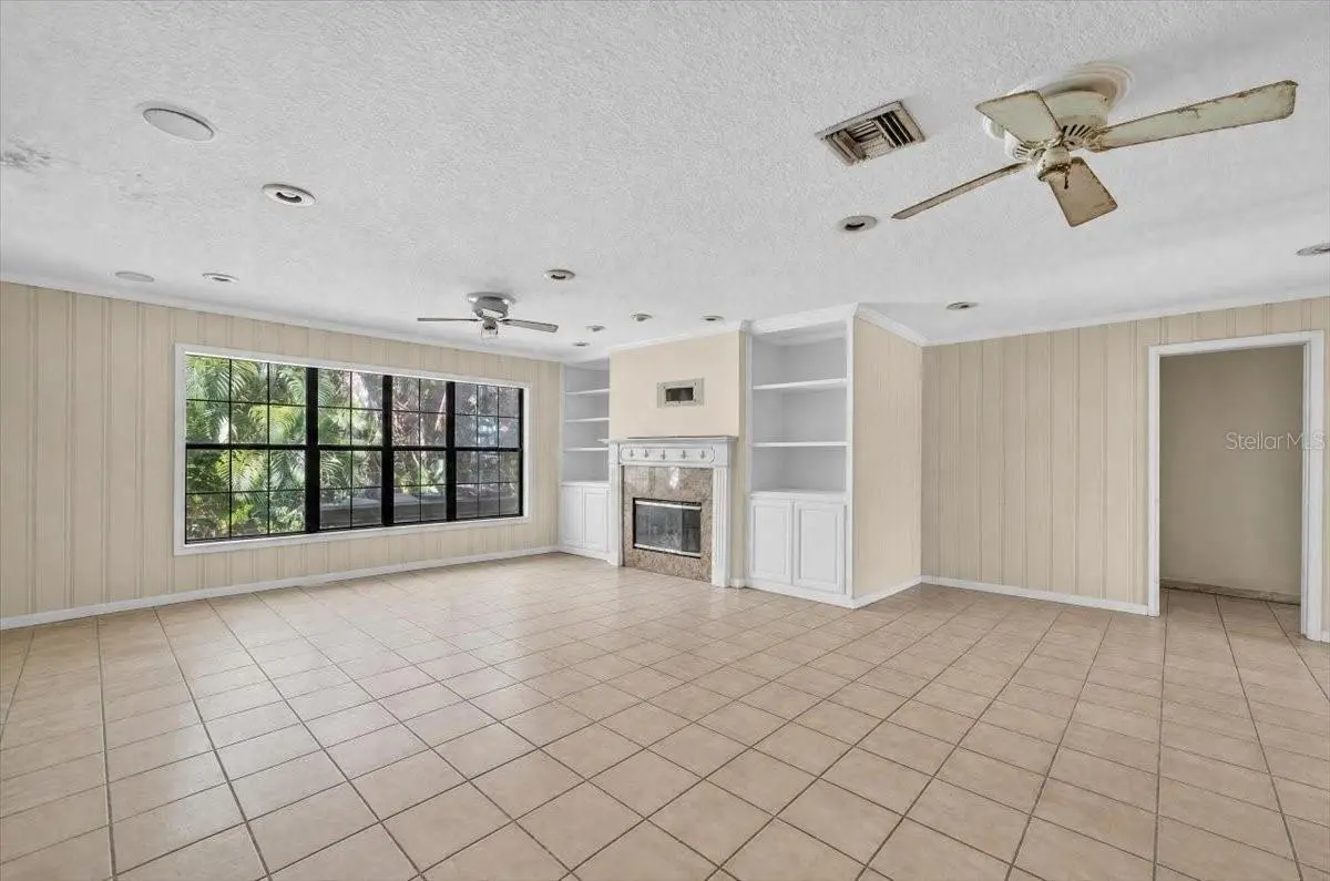 114 W DAVIS BOULEVARD, TAMPA, FL, photo 10 of 37