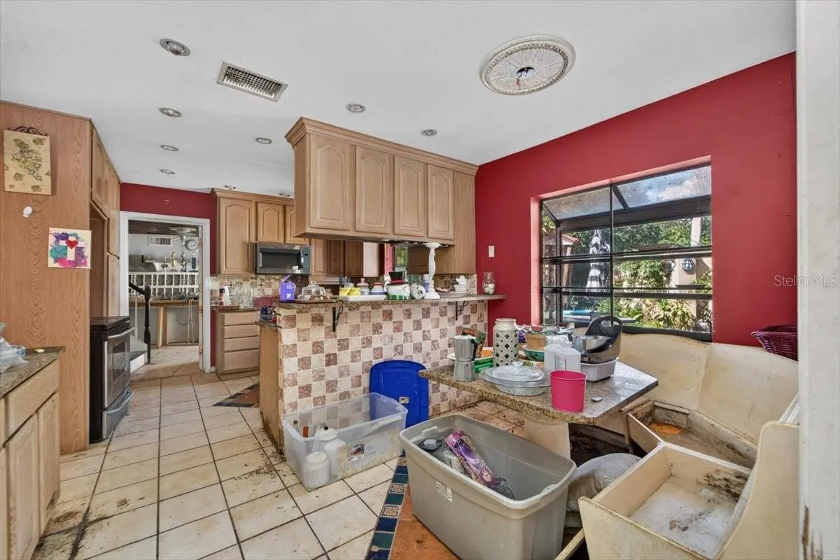 114 W DAVIS BOULEVARD, TAMPA, FL, photo 21 of 37