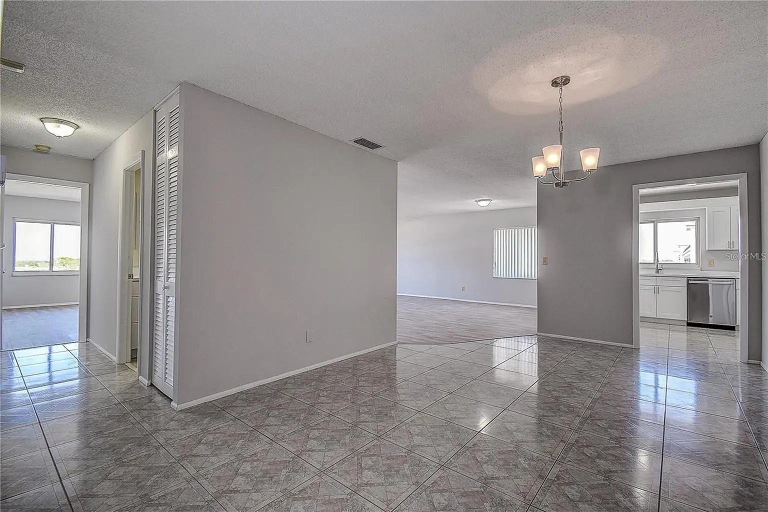 100 BLUFF VIEW DRIVE #514A, BELLEAIR BLUFFS, FL, photo 7 of 36