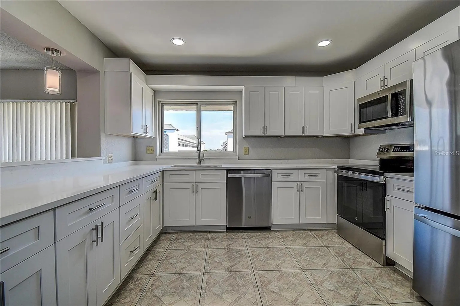 100 BLUFF VIEW DRIVE #514A, BELLEAIR BLUFFS, FL, photo 9 of 36